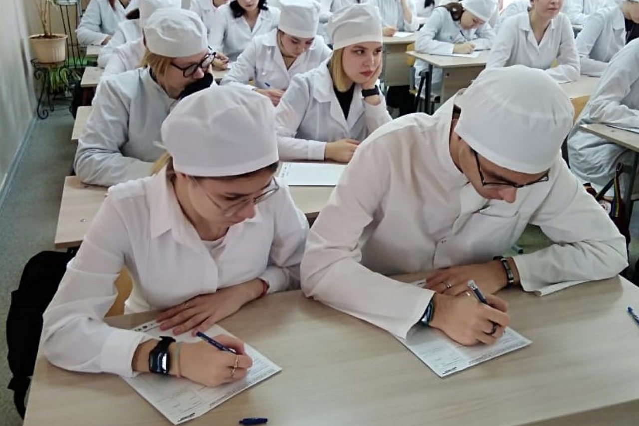 «Тотальный диктант»