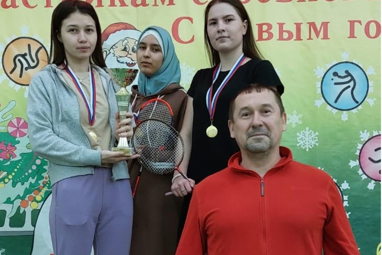 Первенство города по бадминтону