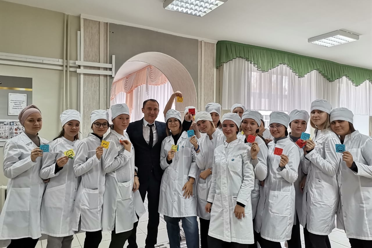 Подари улыбку